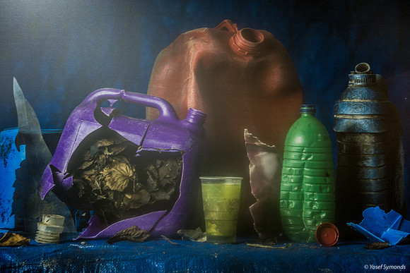 Rembrandt Interpretation of Waste Materials in Amsterdam 211122-