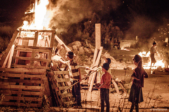 Watching the Fire 190522-17