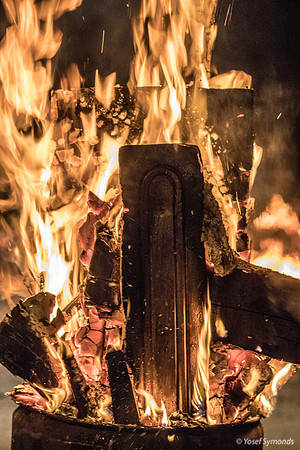 Raw Fire 190522-1