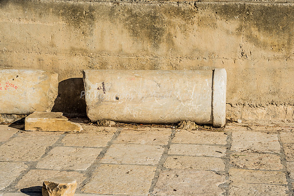Broken Column in Southern Area 190212-1