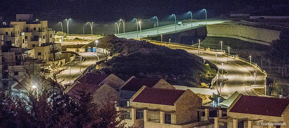 Mem 3 Neighborhood Beit Shemesh at Night 190404-6