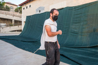 Putting Up Shade 200915-4