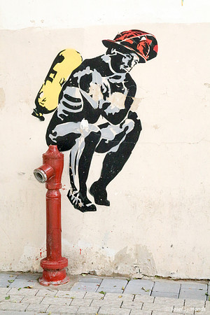 Neve Tzedek Graffiti 140107-2