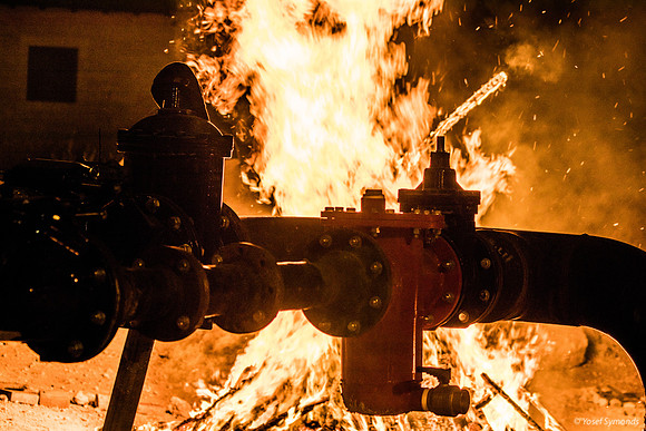Water Main and Fire 190522-3