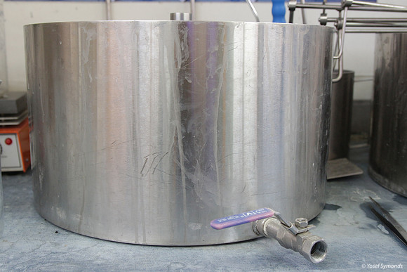 Small Stainless Steel Dyeing Vat 3