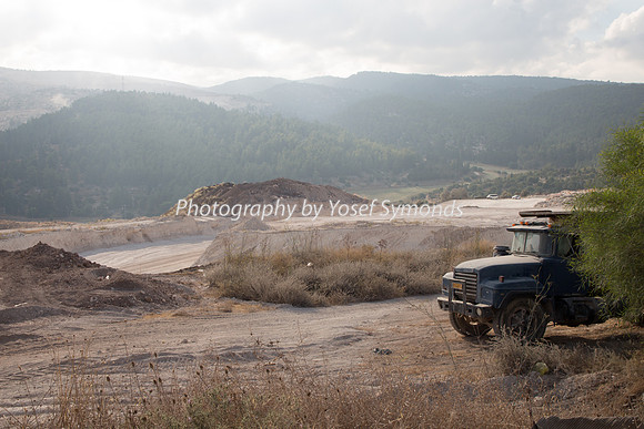 Mishkafayim 2014 Q3 7976