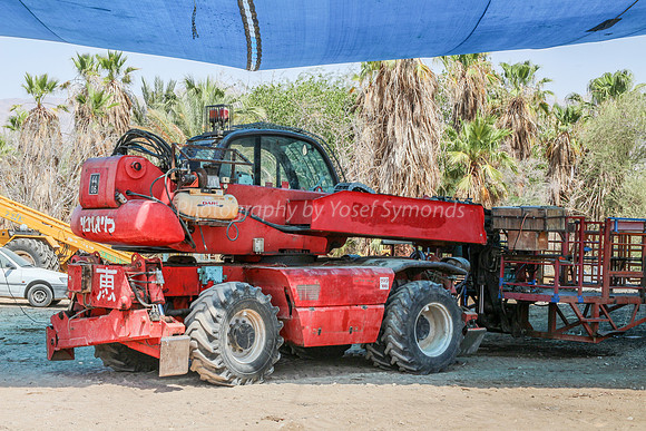 Truck Mount for Date Picking Platform 1