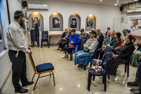 Participants at the Bnei Rachel Yeshiva 221107-6