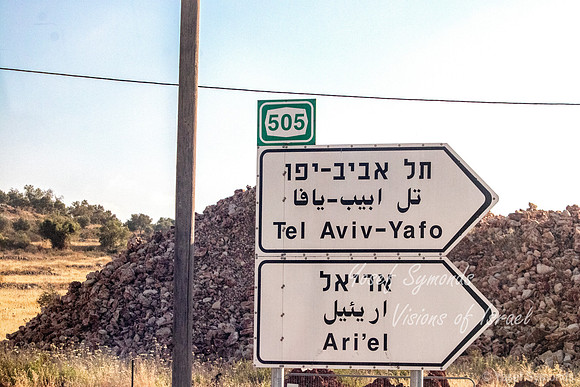 Road Signage  220615-21