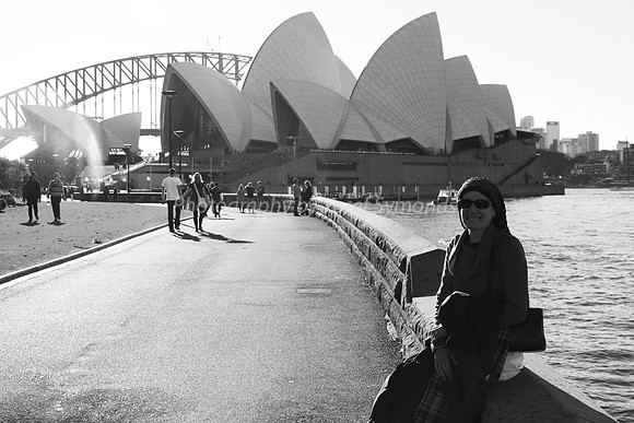 Harbour Path to Opera House 3