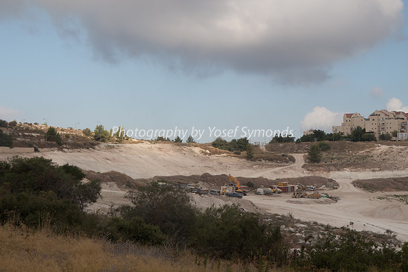 Mishkafayim 2014 Q3 8001