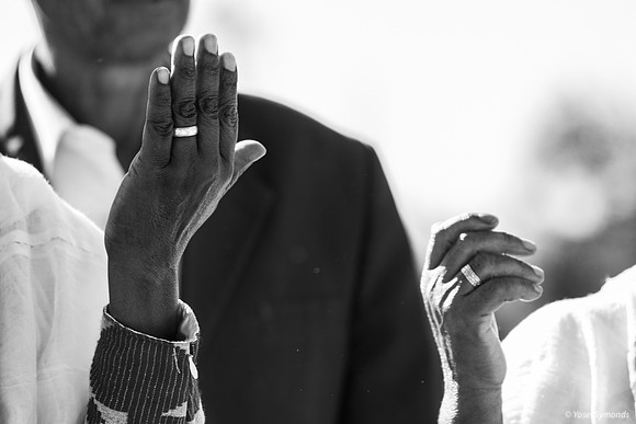 Hands Praying221123-9