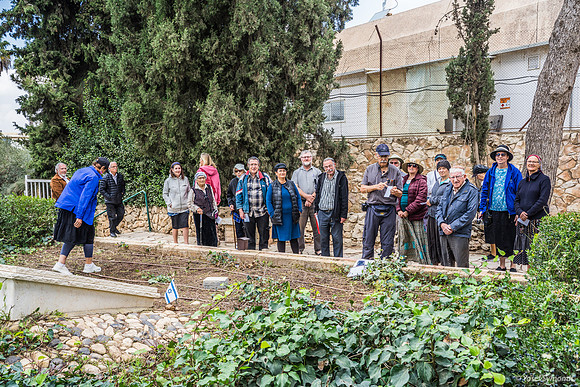 Group at Atarot Cemetery 221107-2