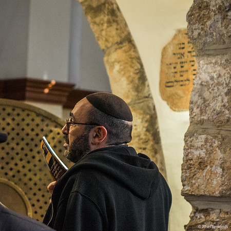 Prayer Is Order of Day 221107-15
