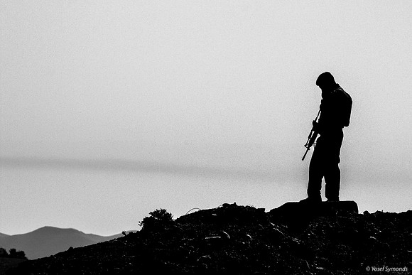 Soldier Guarding Shdema 100129-19