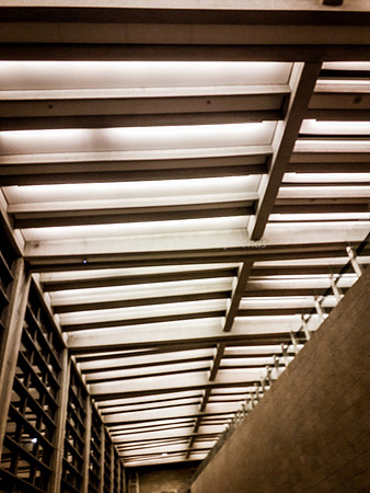 Exit Corridor Tel Aviv Airport 190131-3