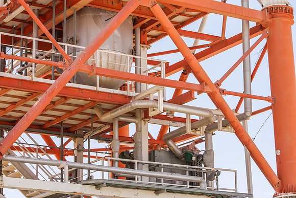 CSP Tower Piping and Machinery 100623-4