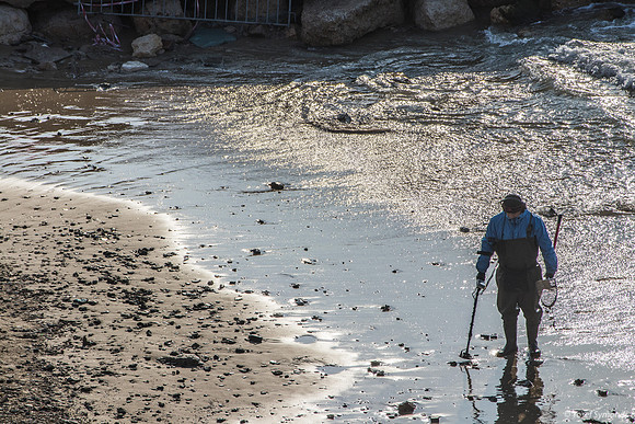 The Beachcomber 220325-5