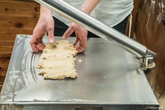 Second Kneading with Steel Beater-Roller 190408-2
