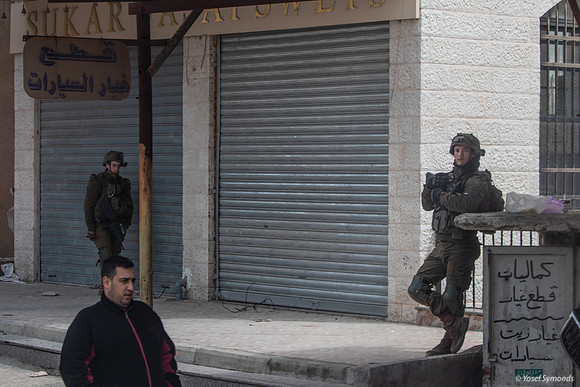 Soldiers On Guard 230322-7