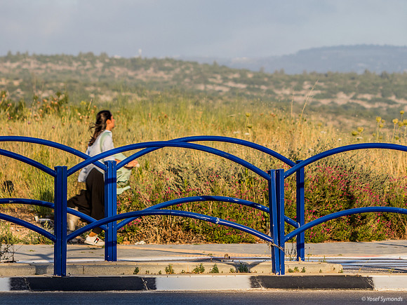 Running For the Bus 230518-1