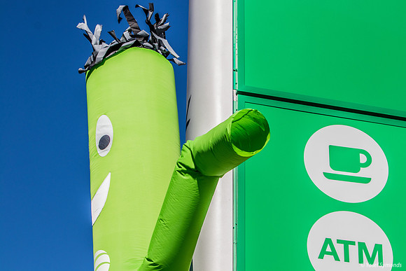 Green Tea and Greenbacks Add Up to Green Energy 221201-1