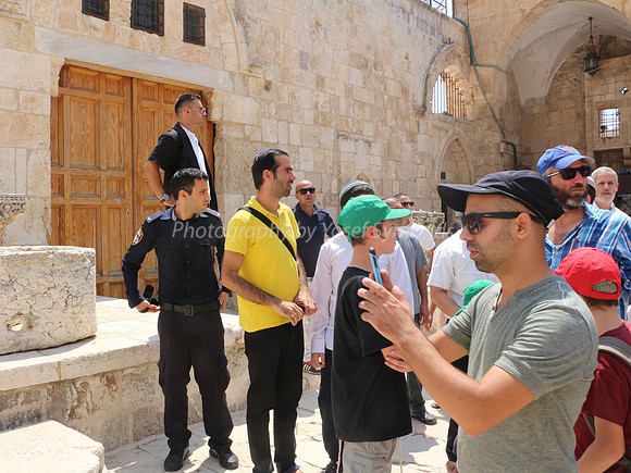 Jewish Visitors Paying Respects on Temple Mount 3
