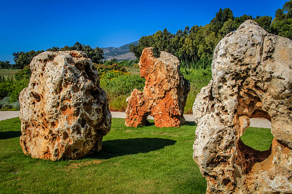 Park of 73 Obelisk Rocks 4