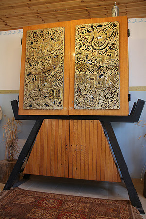 Aron Hakodesh 1