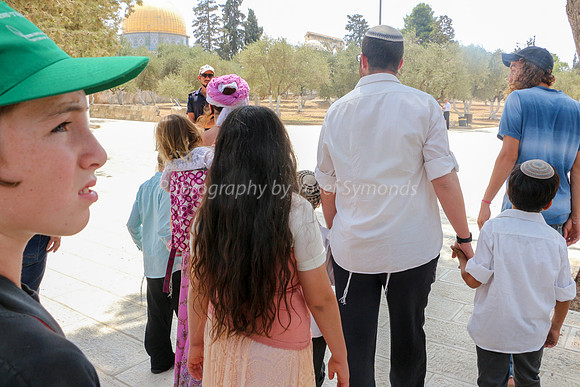 Jewish Children Visiting Temple Mount 7