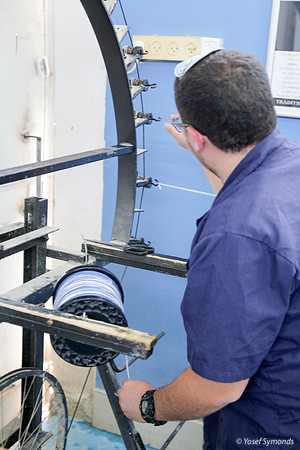 Setting Strings on Cutting Frame 2