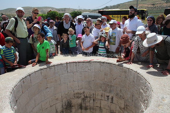 Joseph's Pit and Visitors 1