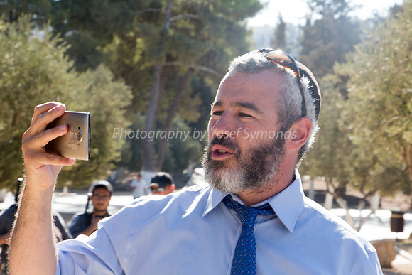 Yishai Fleisher Talking 2