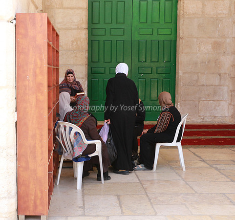 Women Outside Al-Aksa Mosque