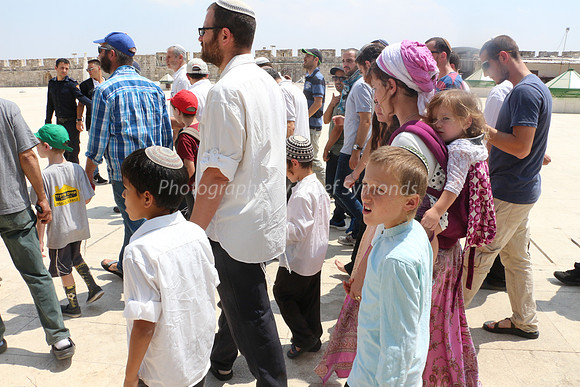 Jewish Children Visiting Temple Mount 5