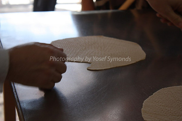 MatzaMaking-MaorSeniors_7343