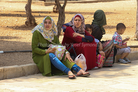 Arab Women and Children on Temple Mount