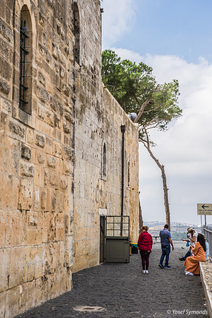 Visitors at West Side of Complex 221107-1