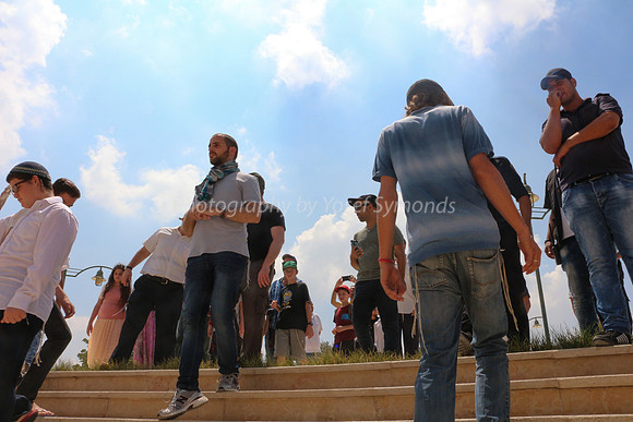 Jewish Visitors Paying Respects on Temple Mount 10