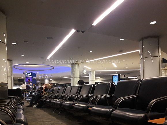 Boarding Lounge Los Angeles Airport 190127-1