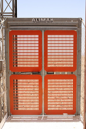 CSP Tower Piping and Machinery 100623-16