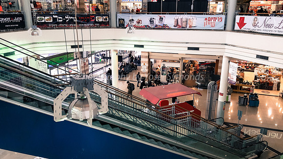 Stairs and Escalators - Ramle Mall 13