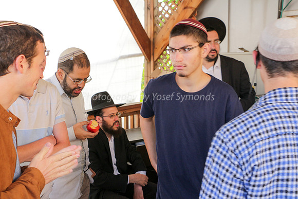 Chatting Before Aliyah