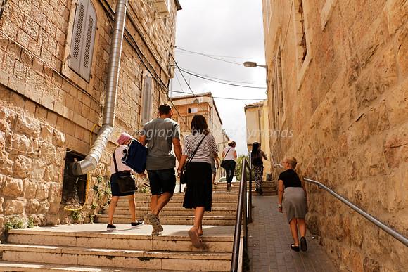 Climbing from Mekor Baruch to Machane Yehuda 1
