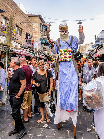 High Priest in Machane Yehuda 1