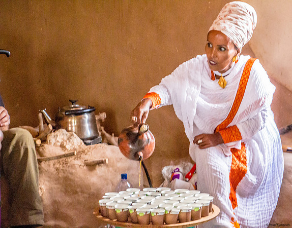 Ethiopian "Buna" (coffee) ceremony 2