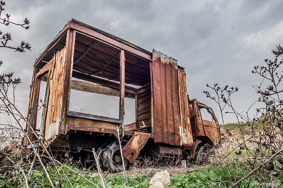 Abandoned Truck 201214-19