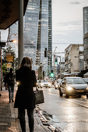 Waiting at Bus Stop 181220-1