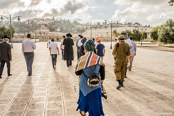 Heading East  Mount of Olives in Distance 210617-1