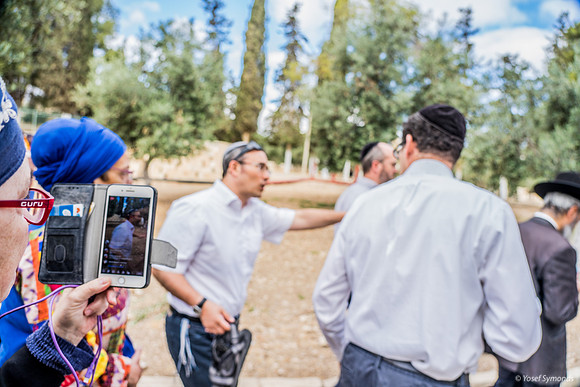 Recording the Action on the Temple Mount 210617-1